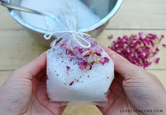 Rose & Geranium Aromatherapy Bath Salts Recipe